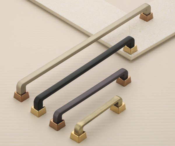 Handle 04 1