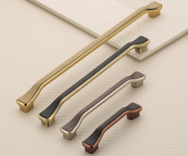 Handle 06